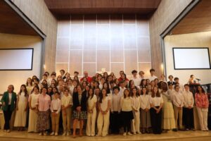 photo groupe confirmation (1) - redimensionnée