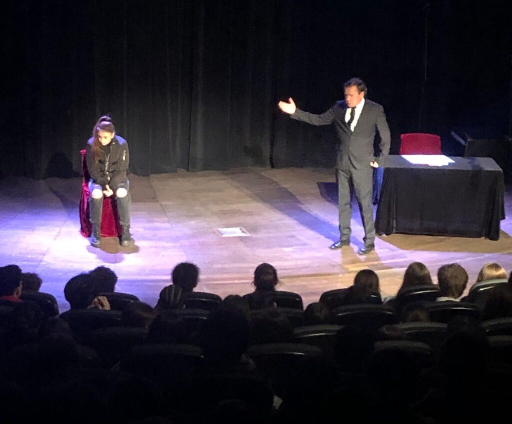 sortie-theatre-classes-de-3eme-mercredi-4-fevrier